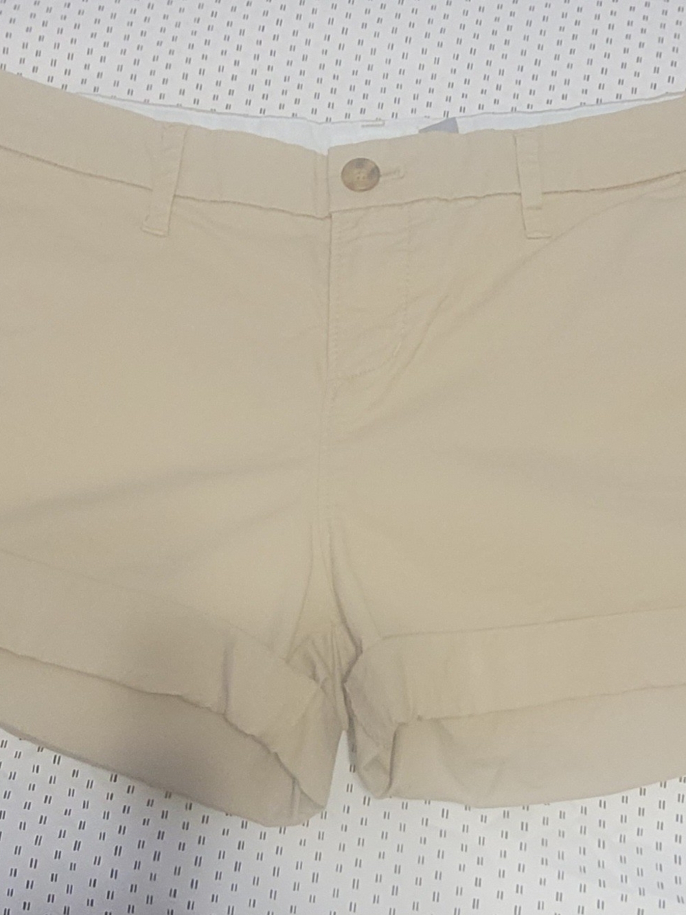 Old Navy Beige/Tan Women’s Casual Shorts
